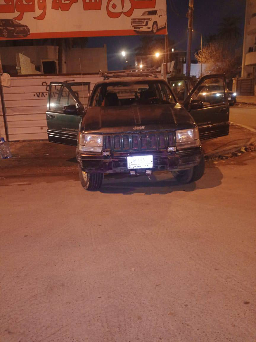 من رخصت الدمن سياره جيب شيروكي 
مديل 95 
مكينه الفين ونص 
حداديه خير من الله 
صدر جديد 
مكينه وكير خير من الله 
تيارت نضيفات كشر نضيف شوفت عينك 
 سياره تجي شغل وتطلع سياره حلوه عايزه شوي ترتيب رقم بغداد عدي بيه وكاله عامه ورعيه موجود قريب عليه مدور ثاني يوم سعر 38وبيه مجال للشراي  رقم (***********)بي وتساب خاص ما اجوب
