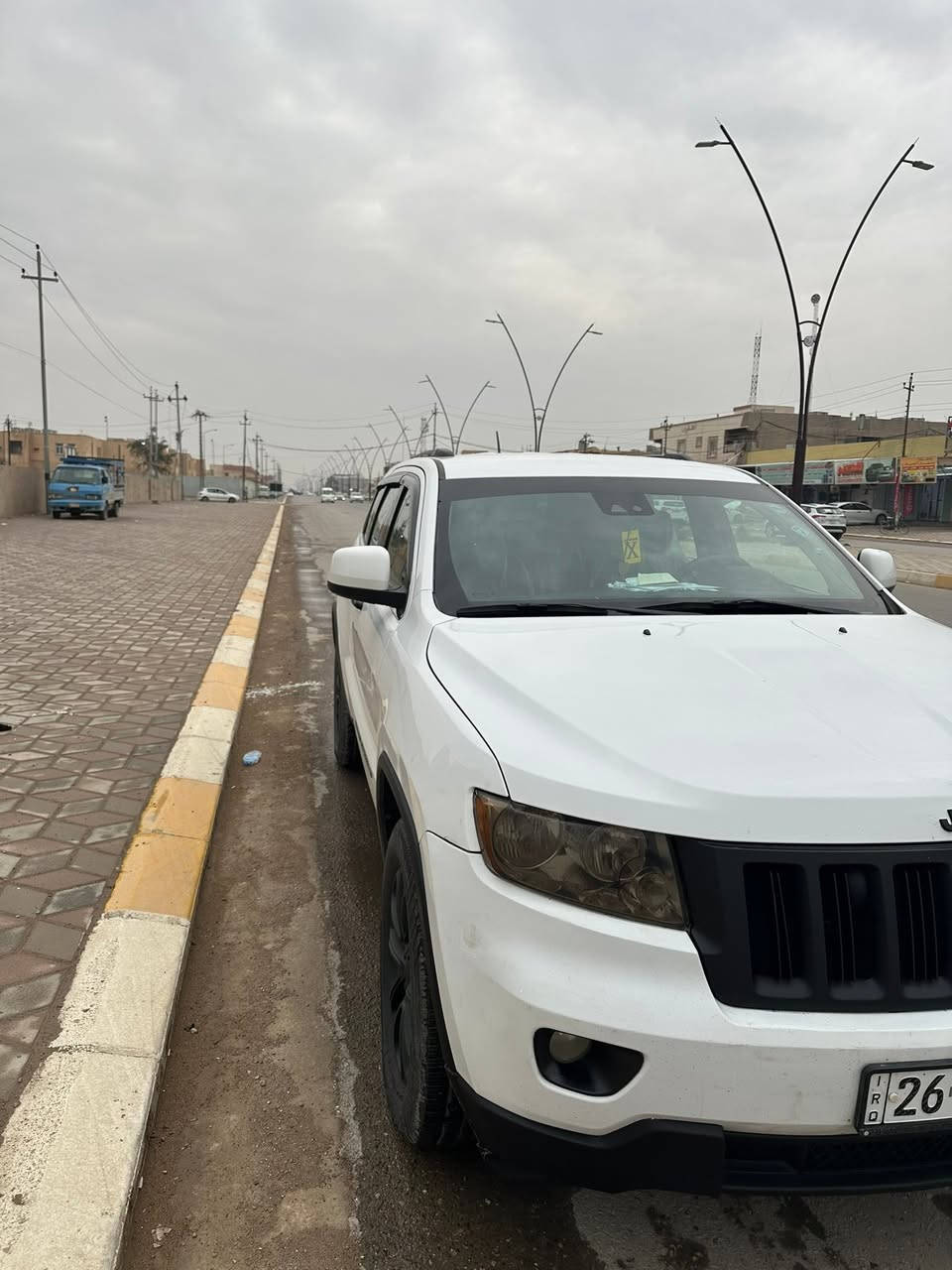للبيع او مراوس كامري ١٧/١٦ 
جيب ١٣ وارد امريكي 
بيها بارد بلجاملق الامامي فقط 
السيارة نظيفة 
المكان تكريت 
للاتصال ***********
