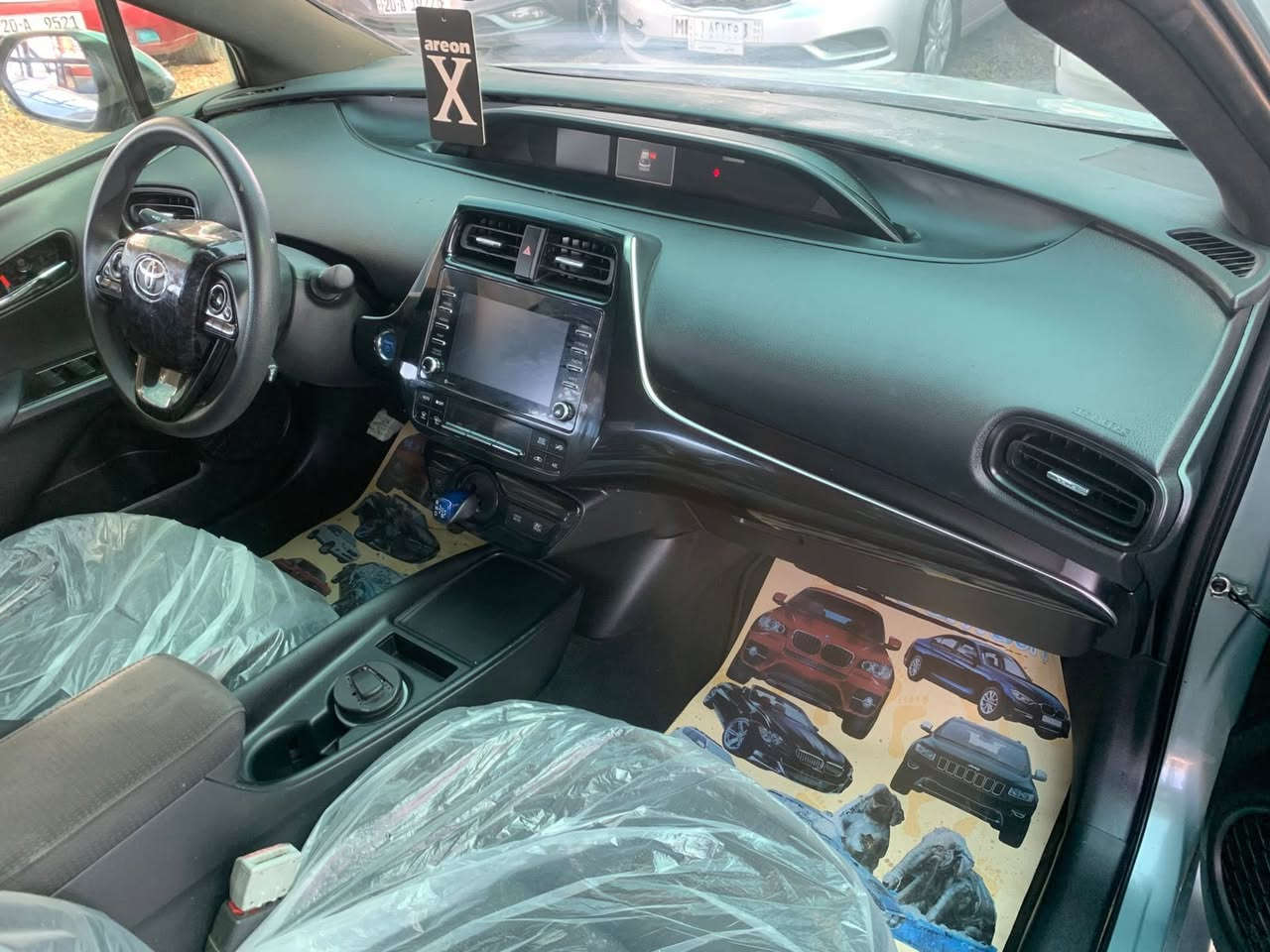 سلام عليكم
تيوتا بريوس 
موديل2022
حادث جاملغ وبنيد
ماشيه 52Km
السونار مرفق بصور المنشور 
مكاني ديالى بعقوبه
السعر 125$ورقه وبيها مجال بسيط 
التواصل ***********واتساب هم بي
