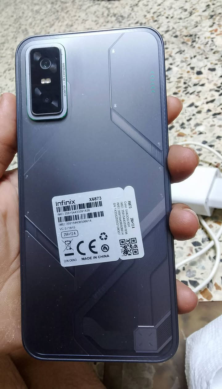 انفنكس جيتي 30برو.
شاشه اموليد بتردد 144 هيرتز 
معالج ديمنستي 8350 التميت 5g 
يدعم (١٢٠فريم) ببجي وبقية الالعاب 
شفتات خاصه لألعاب مع لدات خلفيه تفاعلية (RGB)
كاميرات خلفيه أساسية بدقة 108 ميكا 
بطاريه 5500 ملي امبير مع شاحن 45 واط 
يدعم الشحن اللاسلكي بسرعة 30 واط
مقاوم للماء والغبار بمعيار ip6
 ذاكره 256
رقمي ‏‪***********‬‏
