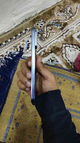 السلام عليكم جهاز انفنكس gt 30 pro ذاكرتة ٢٥٦ مع كامل ملحقاته للبيع السعر ٣٢٥الف وبي مجال  120 فريم بوبجي للإستفسار خاص او اتصال ***********  العنوان ديالى
