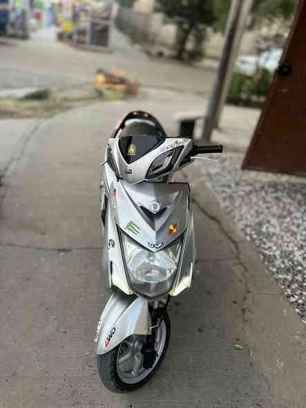 السلام عليكم /سكنس لد لبيع
لد لبيع دراجه خير من الله كامله كلشي مناقصها دراجه قويه شلعه و معدل صالنصا مالتها لبلادي موجوده أشاير تزويد دراجه نضيفه بشكل نصبتها تخبل. سعر 850 مكان بغداد البياع رقم ***********
