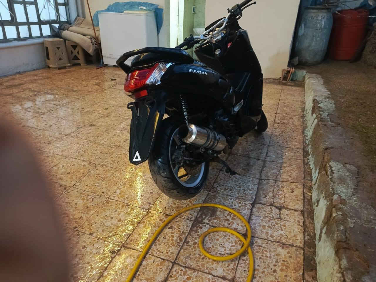 سلام عليكم دراجه أن ماكس موديل 2017 دراجه مبدل بيه بس بوشه بلادي مال اخته دراجه ناعمه ايي نقص ما بيه ستيرن رياضي صالنصه رياضي مكانه نجف سعره 14 وبيه مجال حق جيه تواصل واتساب  ***********
