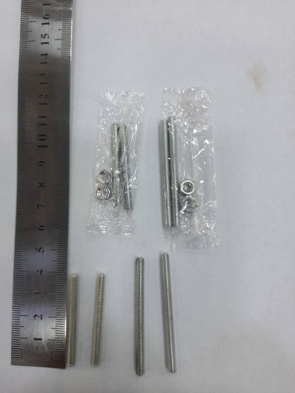 برغي ونت للبيع
الى اصحاب المعامل والحرف اليدويه كل ٢٠٠ برغي بسعر عشرة آلاف دينار والتوصيل مجاني صلاح الدين قضاء بلد  حي الزهراء ***********
