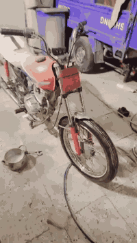 بغداد نامي اربع قير *********** $350 وبيها مجال
