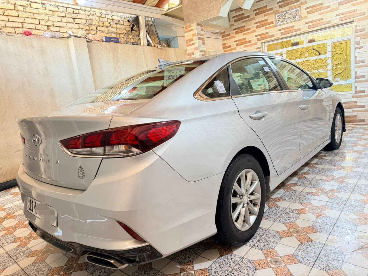 يالله ...
السلام عليكم ورحمة الله وبركاته...
هوندآي سوناتا 2019 بغداد  حرة سنوية جديدة وهزة جديده أرقام دولي مشروع وطني تحويل مباشر للمشتري . 
وارد أمريكي ضرر خفيف(صور ضرر مرفقه بالمنشور ) (بدون ايرباك ) 
صبغ طرف البنيد ومقدمة الچاملغ الأمامي الأيمن فقط ليبل واحد بدون تبديل والباقي كفاله من البارد والشخوط . 
محرك وكير مكفولات حجم المحرك 2400 برغي ما مفتوح. 
جاهزه من حداديه وتبريد وتواير وكهربائيات وغيرها . ماشيه 60 الف ع وضع الشركة. 
مواصفات معروفه وحلوه شاشه كبيره كامره دواره شاشه ترحيب تحكم اربع جهات مثبت سرعه نظام سبورت بلاجكتورات لد شمعه لايتات زنون رموت حافظه رادار بالمري رادار خلفي تحديد مسار توقف ذاتي دسك أمامي خلفي ويل كب كروم سياره جديده وجاهزه وع وضع الشركة مكاني ناصريه مركز للإستفسار أنتصل وبخدمتك 
***********
*********** 
سعرها ب 150 بيه مجال للشراي وانا بخدمه الجميع .
