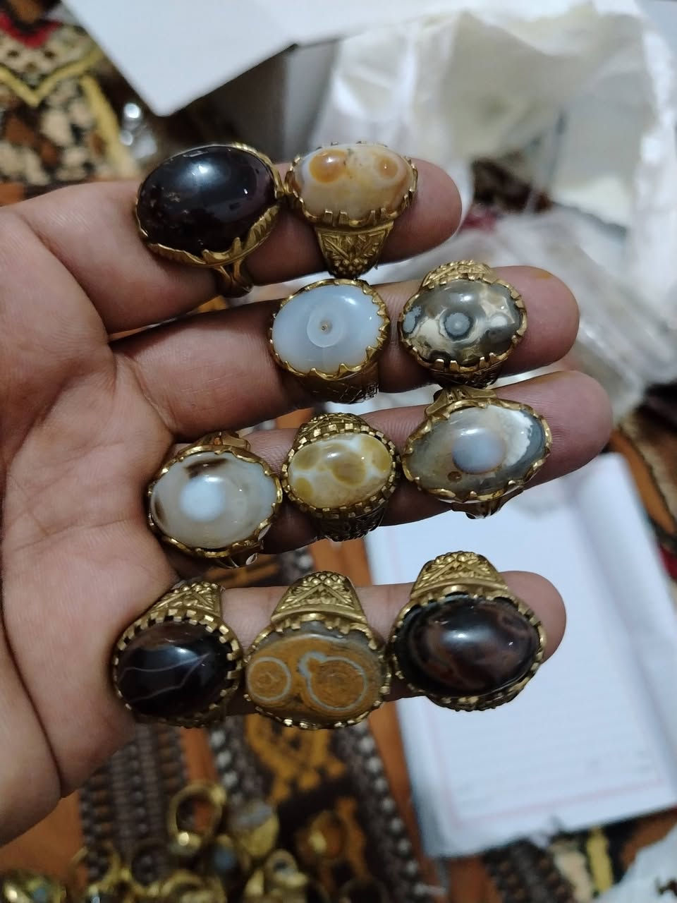 السلام عليكم شباب
اولا قسما بالله الحجر أصلي ذمة
والسعر فقط #جملة وأمانة والله جوه سعر الجملة
100# #خاتم ب 250 ألف
يعني يطلع سعر الواحد بألفين ونص


**إذا كنت صاحب هذا الإعلان وتريد حذفه لأي سبب، رجاءا أرسل رسالة إلى الدعم الفني**