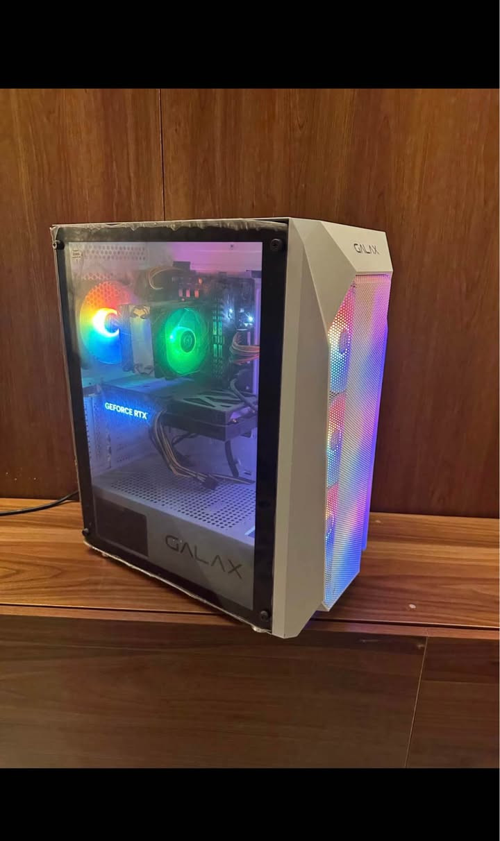 � للبيع PC بمواصفات قوية ونظيف جداً 🔵
الجهاز شبه جديد، استخدام خفيف ونظيف مثل الجديد تماماً، مناسب للألعاب، التصميم، والمونتاج بكل سلاسة.

💻 المواصفات:

 • 🎮 RTX 4060Ti 8GB أداء عالي وتشغيل الألعاب على أعلى الإعدادات.
 • ⚡ Intel Core i5 14400 جيل حديث وقوي.
 • 💾 RAM 16GB مناسب للبرامج الثقيلة والمهام المتعددة.
 • 🚀 SSD 1TB سرعة عالية بالإقلاع ووقت تحميل شبه معدوم.

مع شاشة من شركة MNTOB 27 عالية الاداء 165 
مع كيبورد ريد راكون
وماوس رايزر الاصلي 
ماوس باد 

السعر مليون و 750

✨ الجهاز مرتب، نظيف، وما مستعمل استخدام شاق.
📦 جاهز للفحص والتجربة قبل الشراء بغداد, العراق


**إذا كنت صاحب هذا الإعلان وتريد حذفه لأي سبب، رجاءا أرسل رسالة إلى الدعم الفني**