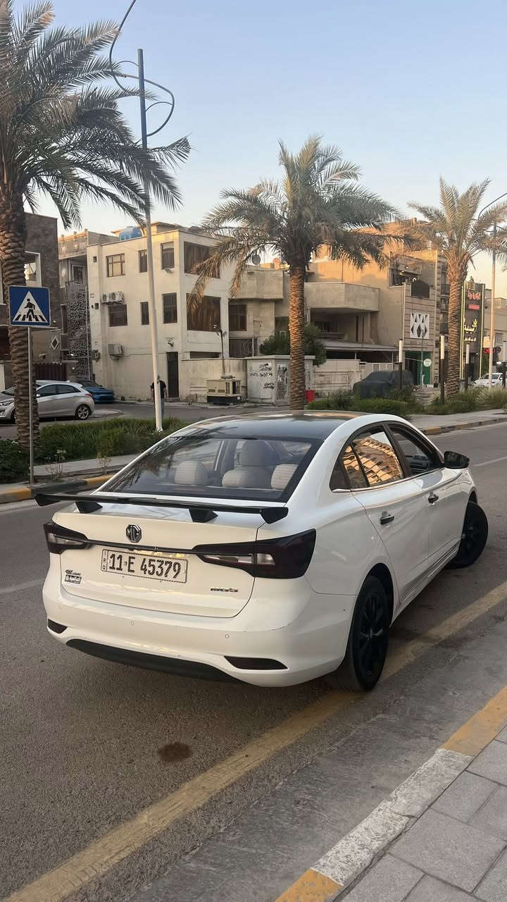 Mg 5 2024 comfort للبيع كفالة عامة من الصبغ بيها بارد جاملغ خلفي خفيف ماشية 50 الف كيلو 
كشنات قماش اشاير ب المري دبل بصمة تحكمات ستيرن السيارة مرتبة شبابية السيارة خالية من اي نقص لايت رنون اشاير ليد بك لايت ليد وضعيتين قيادة ايكو ونورمال كير 8 سرعات مكينة 1500 تنفس طبيعي 

مكاني بغداد اليرموك 
سعر السيارة 100$ وبيها مجال


**إذا كنت صاحب هذا الإعلان وتريد حذفه لأي سبب، رجاءا أرسل رسالة إلى الدعم الفني**