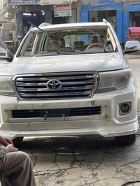 نوعيه الزجاج إيراني وليس اصلي ابو السياره رحمه لوالديك ماكو اصلي واذا ...