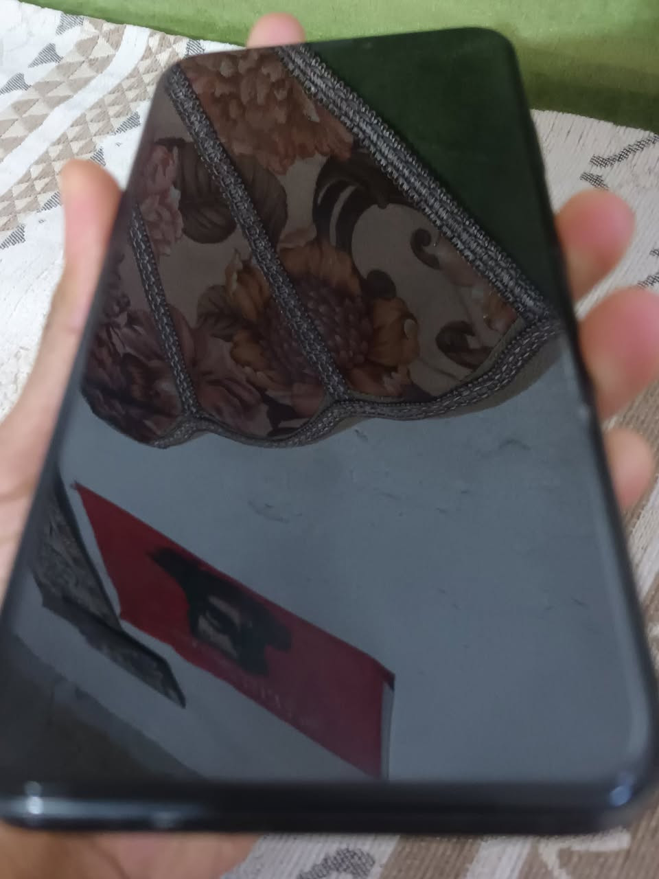 ‏سلام عليكم إكس ماكس للبيع الذاكرة256 مبدل بطارية وكاميرا خلفية الظهر مثل موضح الصورة هاي ￼بصف الكاميرا نموذج m￼ استفسار أكثر ￼ واتساب***********
