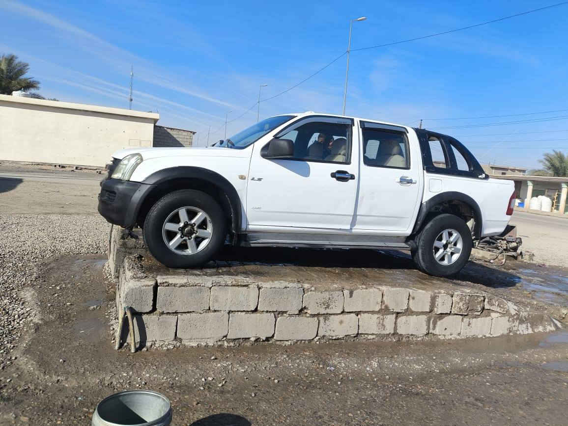 سياره لوڤ امريكي مازاد موديل2006 نظيفه مابيها لاظرب ولا طخه كامله جاهزه صدر جديد مكينه vvT جديده تخم تاير شاشه كامره دوشومه جديده كتاب  وبيها وكاله باركود بغداد مرور الحسينه  سعرها 47 مكان ديالى مجمع سد حمرين ***********
