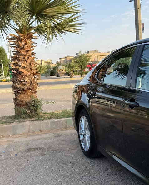 سلام عليكم للبيع    مستعجل 
تويوتا كامري  موديل 2023
رقم أربيل باسمي 
ماشيه90 الف  ميل 
مواصفات 
هايبرد 
بريك بصمه 
تشغيل بصمة 
شاشه
صبغ بونيت قطعة وجاملغ  
 4T1C31Ak1PU611647
 رقم الشاصي 

185  ورقه ولي مجال للطيبين 
للاستفسار 
***********
