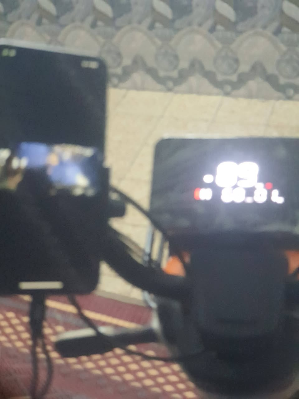 دراجه شحن 5بطاريات 
سرعه 100اخت جديده 
بيه فطر بل وره تاير ألمامي 
وسلفنه دراجه نضافه سعر 300 وبيه مجال 
عنواني 
بغداد  ‎*********** موجود بس وتساب 
متواجد في وتساب بس 
كل هلا بيكم
