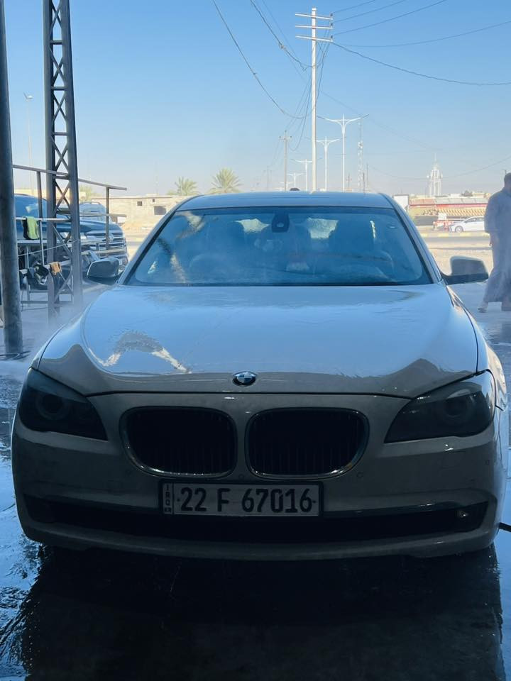 730i وكاله عروش خليجي بدون حادث    السعر ١٦٠ بسبب ضرف مالي اتصال***********F01 موديل ٢٠١٢

