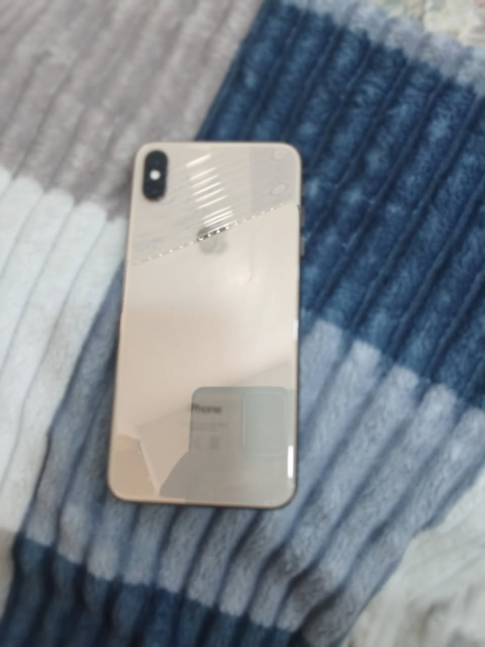 سلام عليكم جهاز ايفون اكس ماكس للبيع ذاكره 64بطاريه خدمه وبصمه الوجه متشتغل استفسار واتساب ***********
