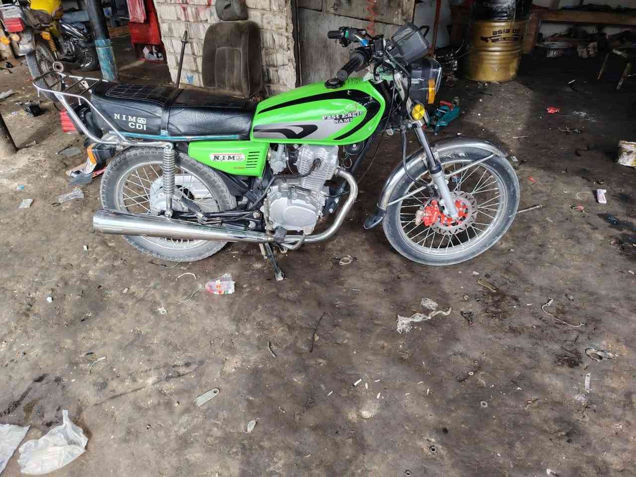 سلام عليكم 4كير موديل 21كلك مكينه ما مفتوح بيه برغي دراجه كله شغاله السعر خاص ***********
