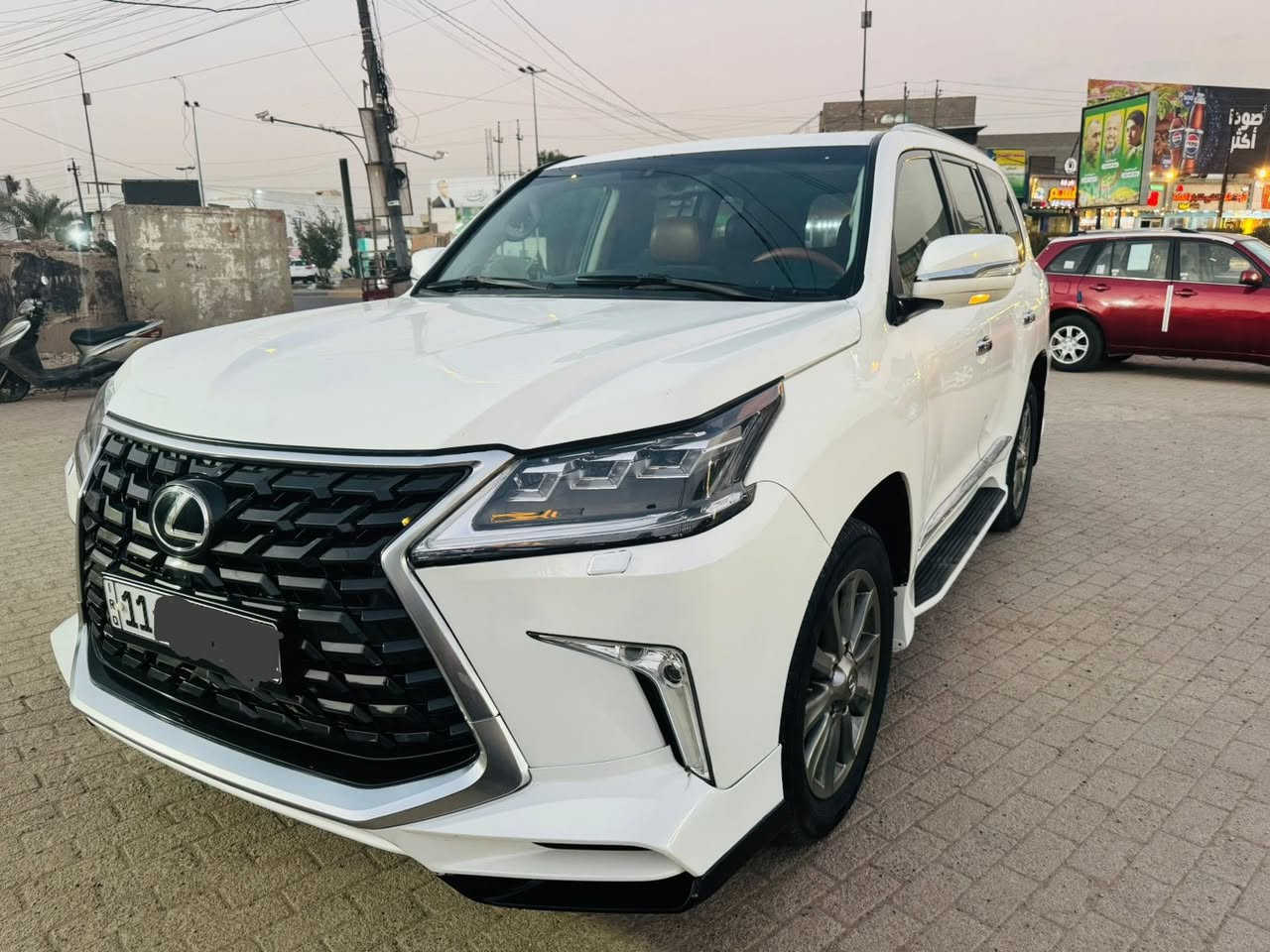 لكزس 2011 محدث2021كامل تحديث اصلي مو تجاري
وفقط قطع تحديث بيبان تكم جنطه كله كفاله جديده كلش
 بريم اصلي 
المواصفات سبورت
فتحه 
كشنات كهرباء 
داخل مشمشي 
حساسات امامي خلفي 
4 بصمات ابواب 
جنطه كهرباء 
فووول للاخير 1/1 معروفه مواصفات البريم
ل ستفسار ***********
السعر350 بيها  مجال شي قليل كلش 

وتساب تواصل ***********
