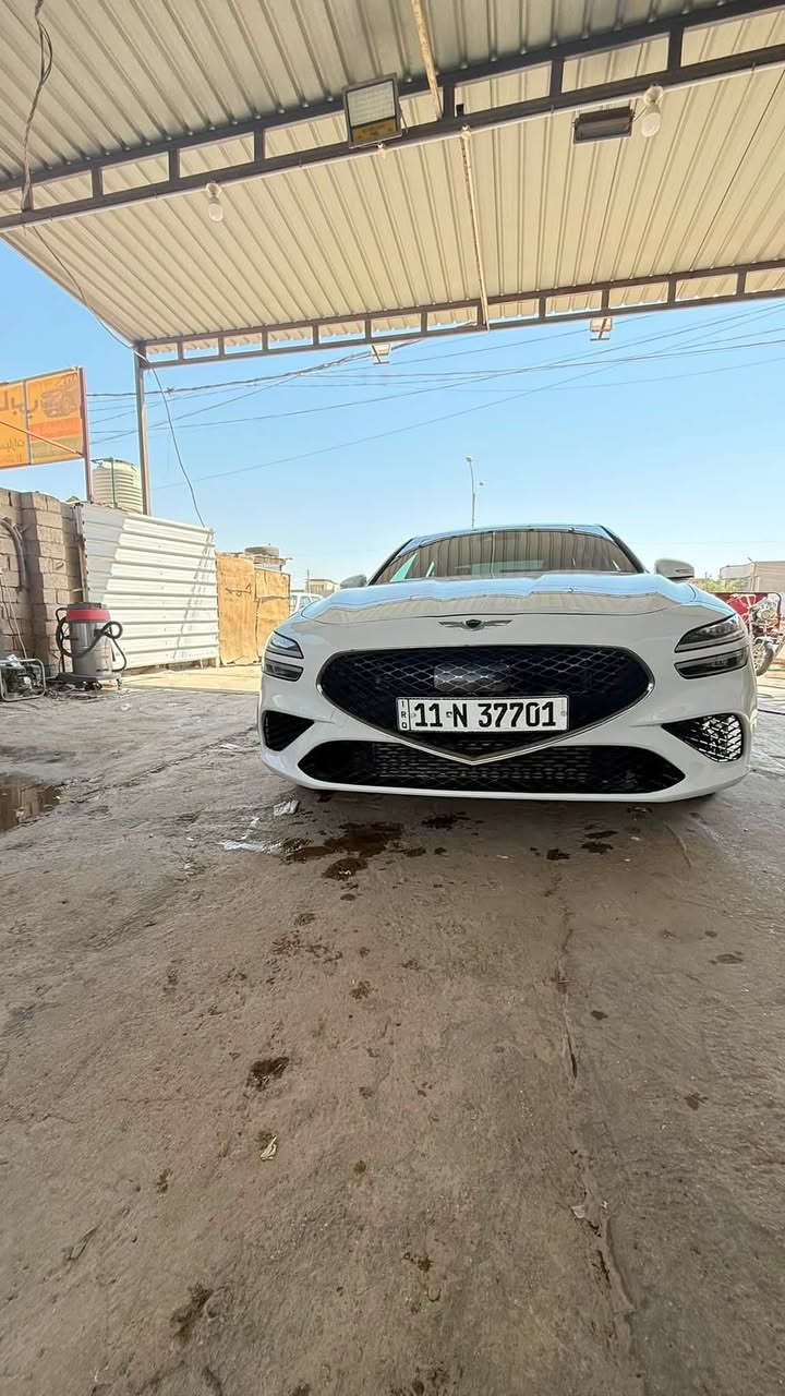 جينسز جي 70.  V6 سلندر
برستيج عده الفتحه 
موديل ٢٢
حادث جاملغ تبديل +تصليخ خشم الخد
سياره سابقن تو كلر يعني لونين 
وصار بيه ٤قطع تبخير صبغ اثر تخريب بدون حادث 
سنويه هزه جديده بسمي 
رقم بغداد 
لك حك مكتوب بالسنويه تو كلر يعني تكدر تسويه لونين
ردارات جانبي 
ردار امامي 
ردار خلفي 
5انضمت قياده 
v6تيربو
السياره جاهزه من كلشي ماعيزه برغي 

السعر 175بيه مجال 
موقع السياره الحله 
رقم ***********
