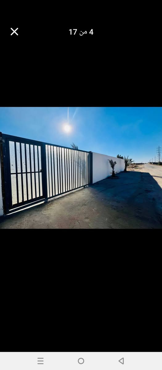 ((🧿اللهم صلي على  محمدوآل محمد🧿))
@الجميع((👈#مكتب_ألسنتر للعقار))

يالله بيت للبيع مساحه 1300متر بناء  275متر ولباقي حديقه مع كراج جبير 

لبيت بنجف عله شارع كربلاء عمود 150يبعد عن شارع كربلاء اقل 400متر قريب عله شارع لزوار🙏🤲

لبيت طابو زراعي مشمول بتطويب جاهز ثاني يوم يداور باسمك 

⚜️⚜️⚜️⚜️⚜️⚜️⚜️        

تفاصيل لبيت👇
غرفة عدد 3بنضام سويتات
صاله+ستقبال+مطبخ+صحيات داخليه وخارجية لبيت كله جمس وسحبات ملكيه ارضيه بورسلين ثقيل بناء كله طابوك جمهوري لبخ ثلث مراحل اساس وسقف صب بناء حديث بسنه ال2025

ملاحظة يوجد لدينا عروض بغير مكانات وبأنسب السعار بجميع انحاء النجف الأشرف اتواصلو ويه مكتب ألسنتر بملحق قرية الغدير بسايدين لجدد *********** اتصال وتساب
