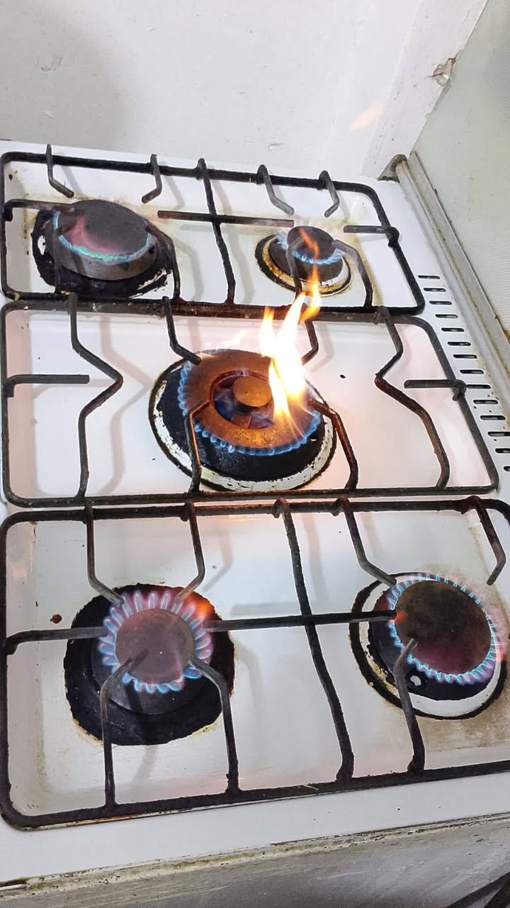 طباخ 5 مشاعل شغال ب50
سرير حديد  نفر ب30  
جكوك


**إذا كنت صاحب هذا الإعلان وتريد حذفه لأي سبب، رجاءا أرسل رسالة إلى الدعم الفني**