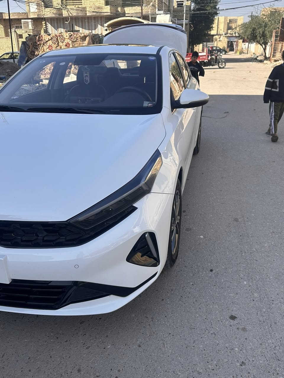 كي 3 موديل 24 رقم اربيل 
مكان السياره العماره 
السعر ب138 قفل 
السياره بيه طخه خفيفه جدا 
موضح بالصور 
***********
