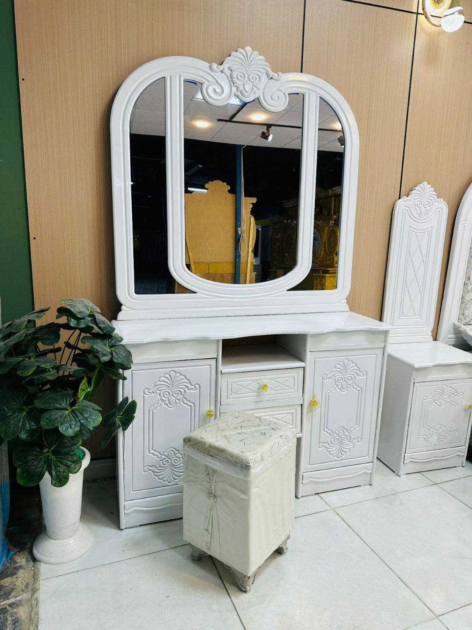 موديل جديد ومميز 🆕
......***********......☎️

توفر للحجز والتوصيل المباشر 

شغل عراقي نجاره تصميم تركي 
جميع متاجرنا ترحب بكم 💚 
غرف صاج عراقيه  تصميم تركي مميز 
وفرنا لكم مجموعه من الموديلات ✨
الغرف الصاج ✨ 

شغل وصبغ من اجود اعمالنا وباسعار مختلفه
غرفة اخشاب مكونات الغرفه
١/ كنتور
٢ /ميز مرايه
٣/ ميز بلازمه
٤ /زاويه كنتورية
٥ /سرير
٦/ تاج الجربايه
٧/ ناصي جربايه
٨/ قواعد جربايه
٩/ كومديات عدد٢ 

#الاضافات. شازلون مقعد /
شازلون مخزن/
دواشك طبية درجه اولى ضمان خمس سنوات استبدال/ 

ويانه غير طلبك يوصل لباب البيت باسرع وقت  سارع للحجز 

☎️للطلب والاستفسار يرجئ ارسال صوره الموديل و مراسلة الصفحة او عبر واتساب
***********
