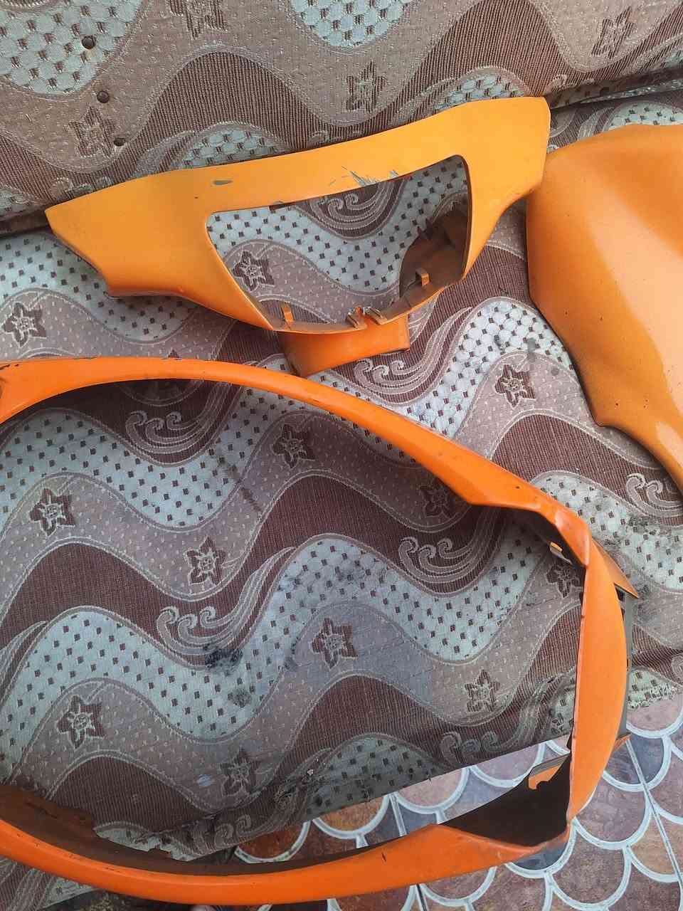 سلام عليكم من رخصه الادمن 
صالنصه Fm بيها فصله اله واحد ع واحد  قيم و اخذ شوف الفديو مال فصله مالتها 
كفرات يوماها 9 ازروف لون برتقالي مميز جوه سوك
شيال ماكس عدله بلادي قيم و اخذ
المكان العماره ابو رمانه 
متواجد فقط واتساب 
***********
اي سعر تنطي بيهن ابيع
