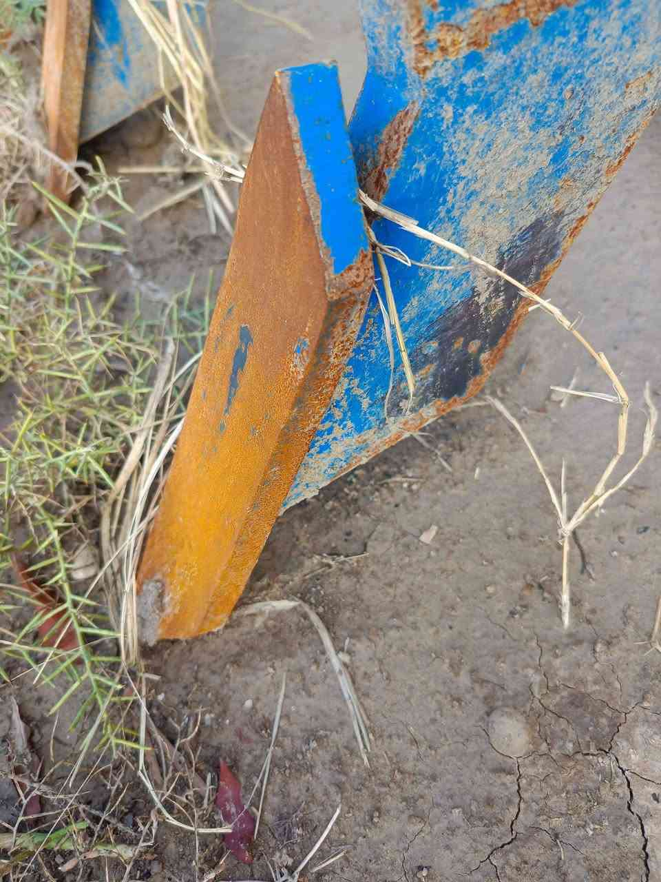 جمعه طيبة عليكم صبحكم الله بلخير للبيع خرماشه 11 حداده الشاطئ حديد درجئ اولئ نضيفه كلش مكان بغداد ابو غريب منطقة الشيحه ***********
