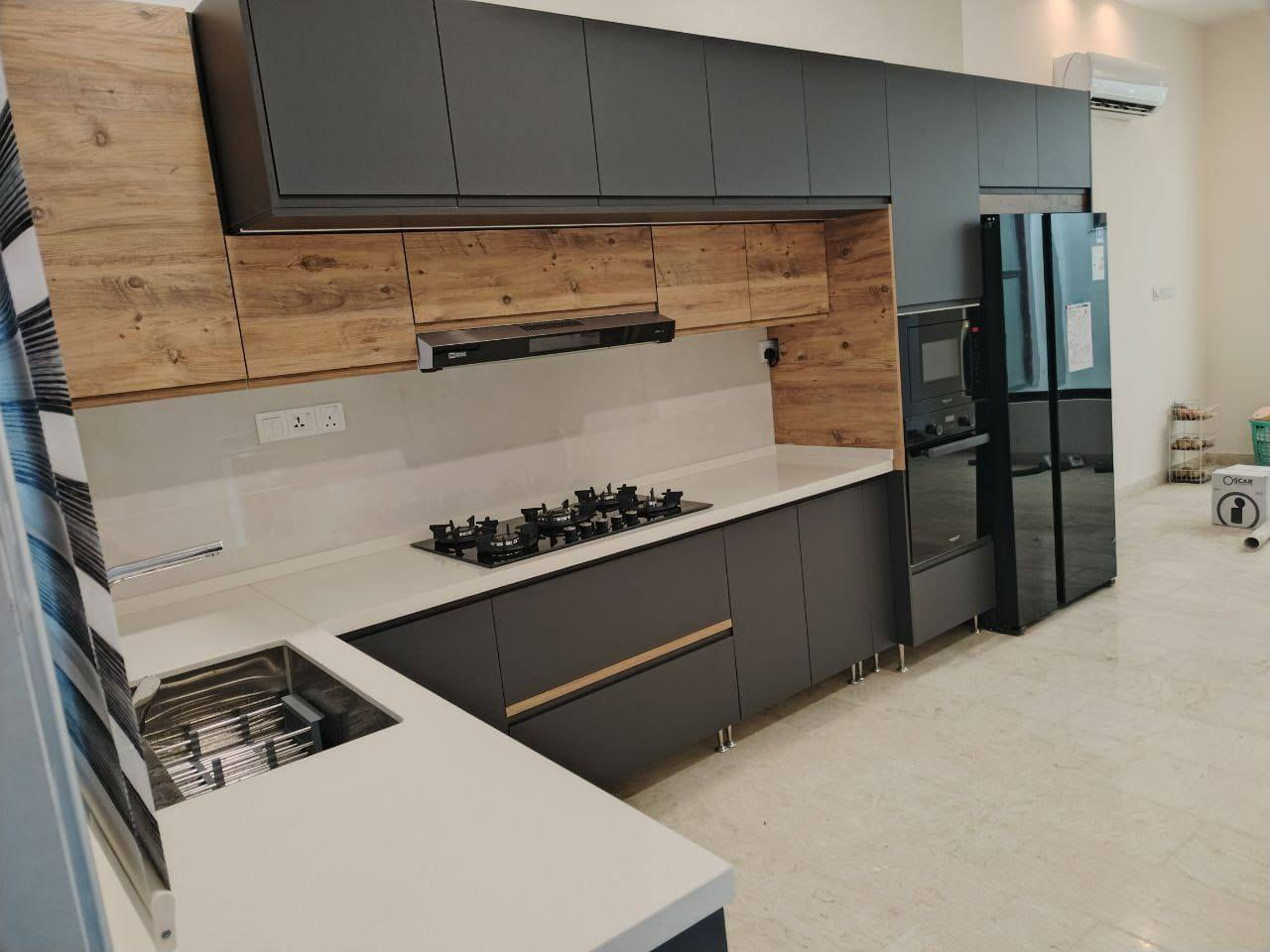 السلام عليكم نجاره عامة للديكورات والمطابخ التركي والايطالي ومتفرغ للعمل وهذه شغلي للتواصل رقمي ***********
