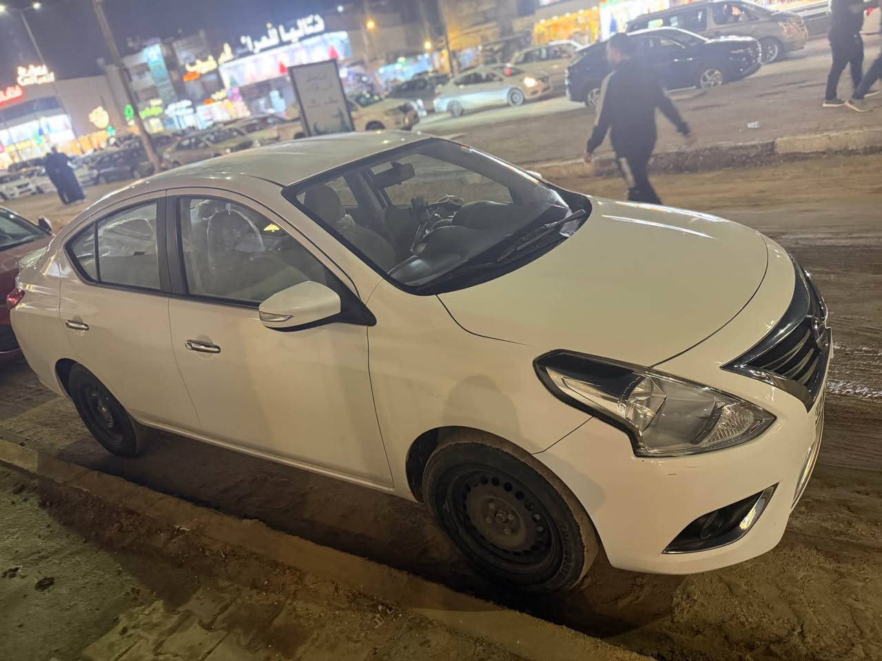 سياره نيسان صني مصري
مكفوله سياره ونظيفه جدا
مواصفات المصري تبريد خلفي
إشاره بالمرايه 
شاشه 
عنوان موفقيه
*********** البصرة, العراق
