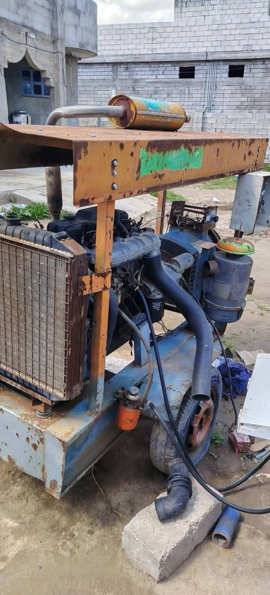 السلام عليكم ورحمة الله وبركاتة  مولد كيه 2701  توليد 24   مثل ماوضح بل الصوره المكان بيجي  السعر خاص ***********
