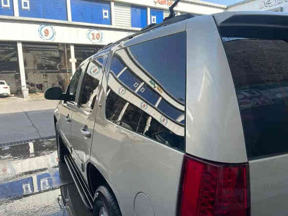 تاهو خليجي ادوات بدون كص
دخول كويت دخول جديد موديل 2010 مكفولة من السرقة والعشاير 
كير ومكينة شرط الفحص مكفولات
تبريد شغال كلشي شغال بالسيارة تخم تاير جديد باتري جديد جاهزة من كلشي 
رقم شاغر بليت فقط
تقرير فحص موجود بالصور 
السعر 95 وبيها مجال للشراي. رقم الهاتف ***********
