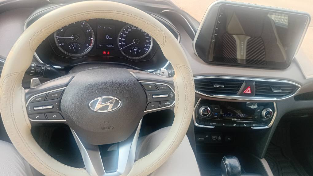 HONDY .SanTafy..2020..V6
هواندي سنتافي 
٢٠٢٠
محرك + كير بشرط ٦ سلندر  دوش وارد خليجي 
السياره: بسمي شرط تحويل و الغرامات المرورية 
#ملاحظة: السياره بدون اي ضرر .
#العداد : 130 km الف 
المواصفات :
بصمه + تشغيل عن بعد 
شاشه وكامير 
حساسات خلفي امامي 
شحن وايرلس 
توفير طاقه 12v 
AUX+USB+ DRIVE MODE
CRUISE+ CANCEL
شفتات ستيرن 
تحكم ستيرن 
كشنات كهربائي 2
تبريد ٣ قطع 
٧راكب 
 ويل كروم 
اشاره فى مراه 
مراه شفط 
#السعر : ٢٤٥  $ بيها مجال 
#الاتصال: *********** _ ***********
#العنوان: الموصل _ الحمدانية الحمدانية, نينوى
