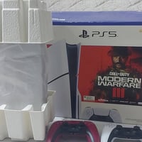 Ps5سلم  ذاكره 1تيرا  ملحقات كامله  جوستك 2 اقراص 20 تواصل 07828103386