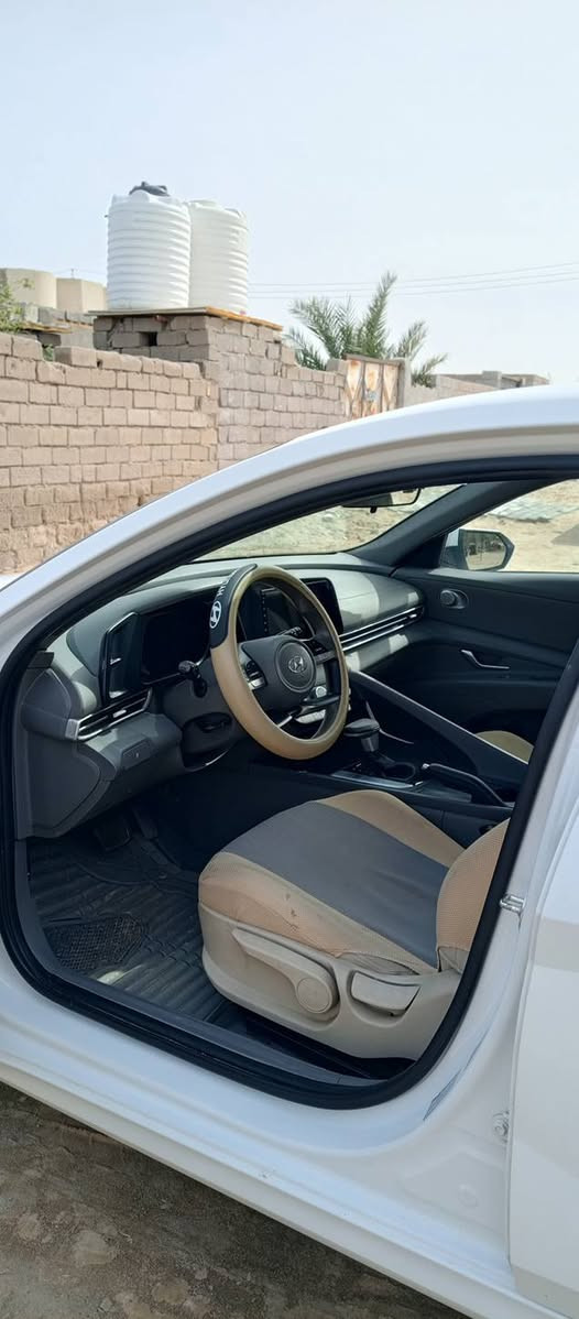 سلام عليكم النترا موديل 2023مكفوله بيه بارد بل باب الوره وارد خليجي مكفوله كير ومحرك تبريد وتتفيه مكاني بصره زبير الرقم ***********/.
