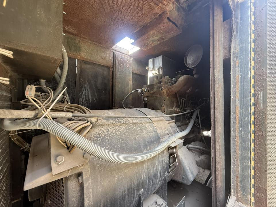 السلام عليكم
مولد جوندير امريكي 
37.5KVA
بلادي مولد كاتم 
شرط الشغل لاتبخير لاتنقيص 
كله على البلاد برغي مامفتوح بيه 
السعر 25ورقه 
المكان النجف حي الحرفيين 
للاستفسار 
***********
