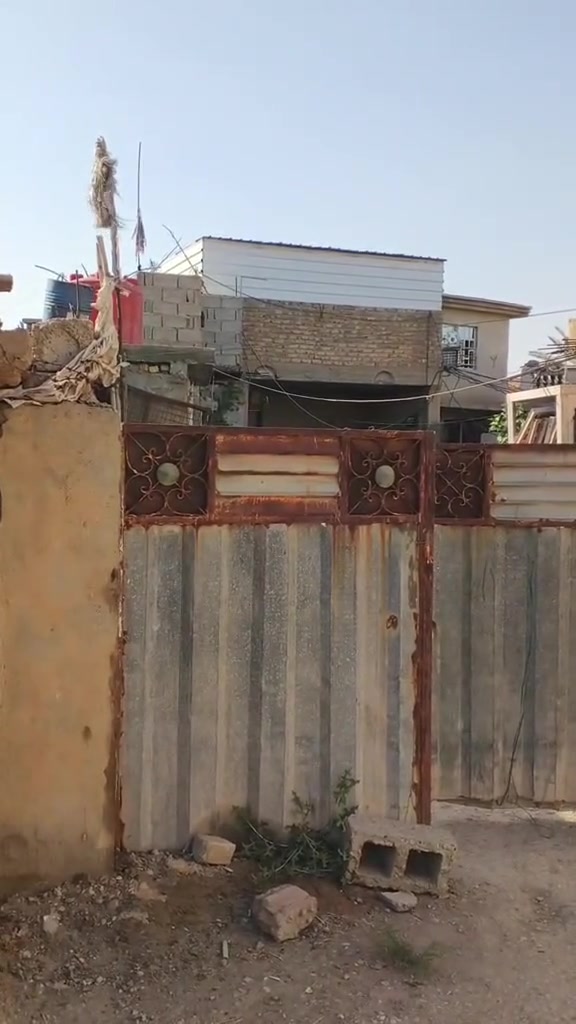 إعلان 
يوجد عقار للبيع في محافظة ديالى / ناحية جديدة الشط / منطقة الإمام الحسن.
📐 المساحة الكلية: 1100 متر مربع.
🏠 مساحة البيت: 750 متر مربع طابو سكني.
📄 نوع السند:
مساحة البيت (750 متر مربع) طابو سكني.
المساحة المتبقية طابو زراعي.
📞 للاستفسار: ***********
***********
الصالحي للعقار.
