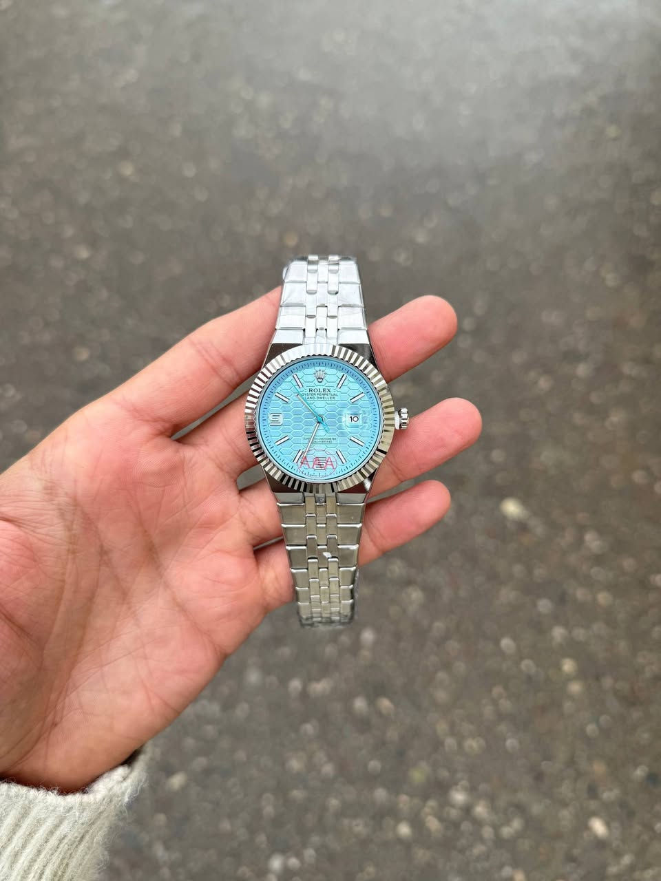 ساعة رولكس ماركه Rolex Land-Dweller  مختمه مع كارتات الضمان والكتيب الخاص بيها و علبتها الملكيه عل اول تم 22 بالعافيه


**إذا كنت صاحب هذا الإعلان وتريد حذفه لأي سبب، رجاءا أرسل رسالة إلى الدعم الفني**