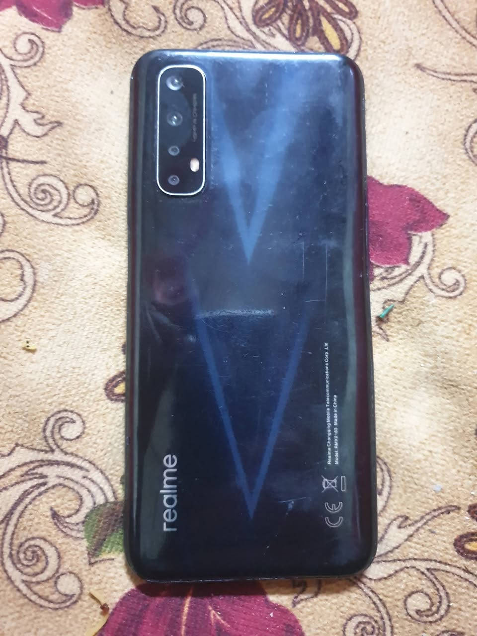 سلام عليكم ريلمي 7 الذاكره ١٢٨ الرام ٨ السعر ٥٠ الف الرقم ***********
