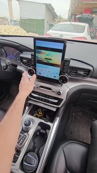 مركز العالميه شاشات  وكامرات وكاله  جمله مفرد  جميع انواع السيارات  07...