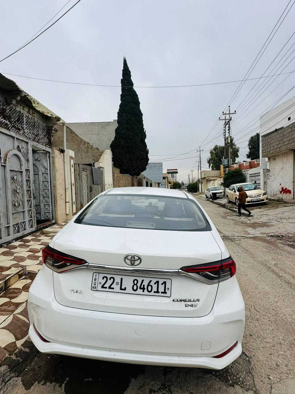 crolla hybrid 2022 
محرک 12توربو مەکینەی 12تۆربۆیە فول اقتصادیه 40هەزار ڕۆیشتوە تەنها بستێک ئەو دە رگایەی هەیە چاک نەکراوەتەوە بەسفری لای خۆمان بوە یەک دەستە هەموو شتی نوێیە بەناوی خۆمانە شکل خلیجیە ***********کلک خبات أربيل, العراق
