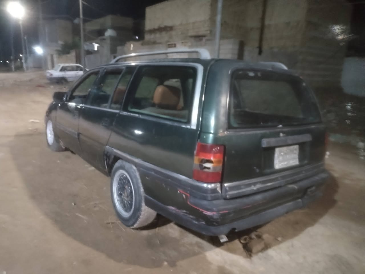 السلام عليكم ورحمة البيع وابل وميكه سليشن رقم مسان ألماني مكينه وكير ونجي ناعم جديدات حداديه جديده كهربايات شغاله تخم تاير جديد باتري جديد سياره ما بيه نقص جاهزه السعر ١٤ورقه مكان السياره الدوانيه قضاه الشاميه ***********
