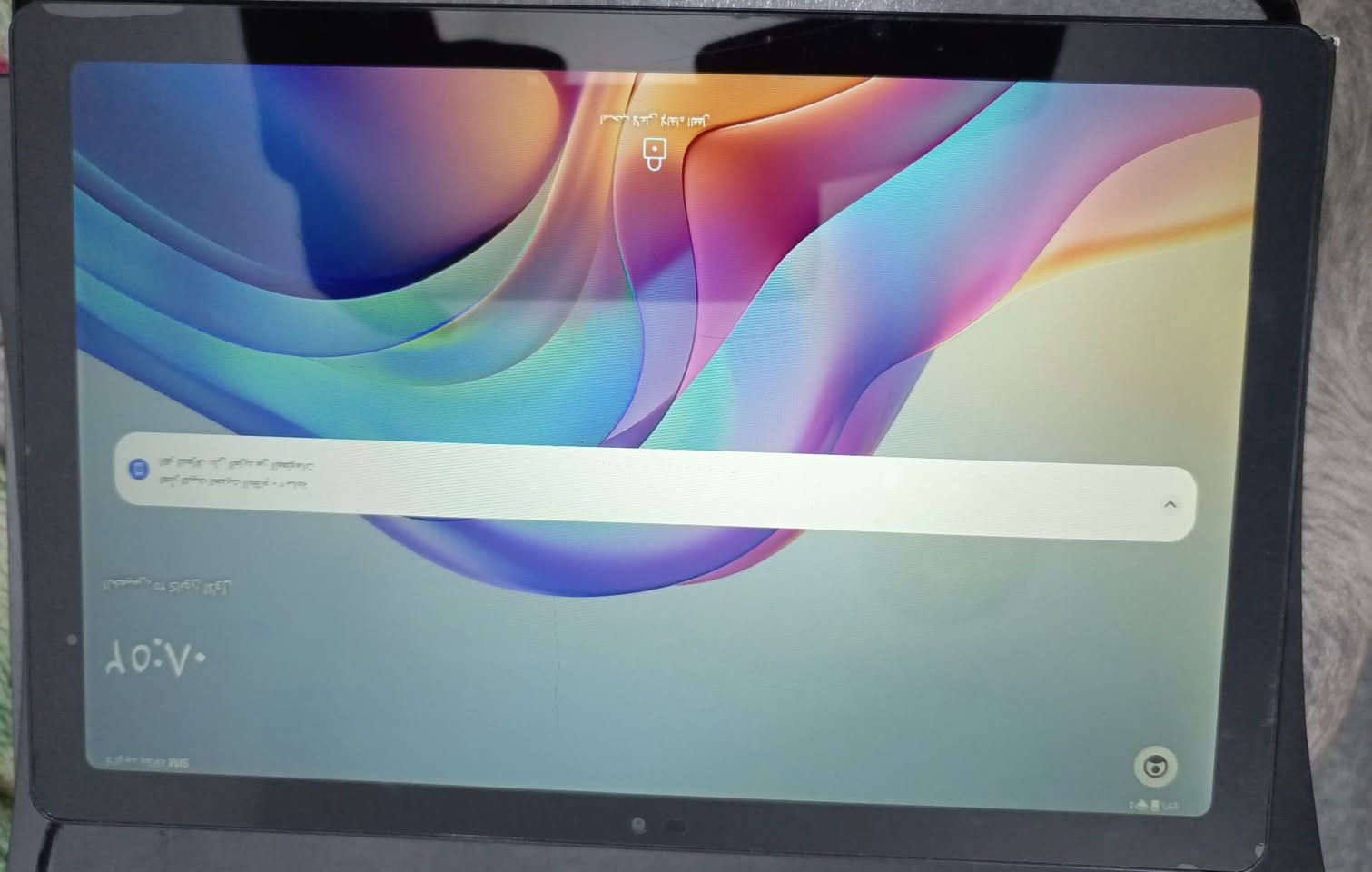 الشاشة
Tecno MegaPad 10 باد
مقاس: 10.1 بوصة
نوع: IPS LCD
دقة: HD+ (800 × 1280)
سطوع حتى 450 nits
وضعيات راحة للعين مثل Eye Comfort وDark Mode �
Tecno +١
⚙️ المعالج والنظام
المعالج: MediaTek Helio G80 (MT8786)
المعالج الرسومي: Mali-G52 MC2
نظام التشغيل: Android 14 مع واجهة HiOS �
Tecno +١
📦 الذاكرة والتخزين
4 GB RAM
خيارات التخزين: 128 GB 
يدعم بطاقة microSD حتى ~512 GB (حسب المصدر) �
Gadgets 360 +١
🔋 البطارية والشحن
سعة البطارية: 7000 mAh
دعم الشحن السريع 18 W
يوصل عمر البطارية لوقت جيد في مشاهدة الفيديو وتشغيل التطبيقات �
Tecno +١
📸 الكاميرات
خلفية: 13 MP (مع ميزات تصوير فيديو 1080p)
أمامية: 5 MP (مكالمات سيلفي وفيديو) �
Gadgets 360
🔊 الصوت والاتصال
سماعات ستيريو مزدوجة
4G LTE / Wi-Fi ثنائي النطاق
Bluetooth 5.1

Gadgets 360 +١
📶 ميزات إضافية
يدعم شبكات 4G / LTE
قد يحتوي على فتحة SIM + بطاقة microSD (هجينة) 
تصميم نحيف وخفيف الوزن (~447 غ) بألوان  Space Grey �
ملحقات شاحنه + كفر بلون الأسود  
سعر 140 
تواصل***********
