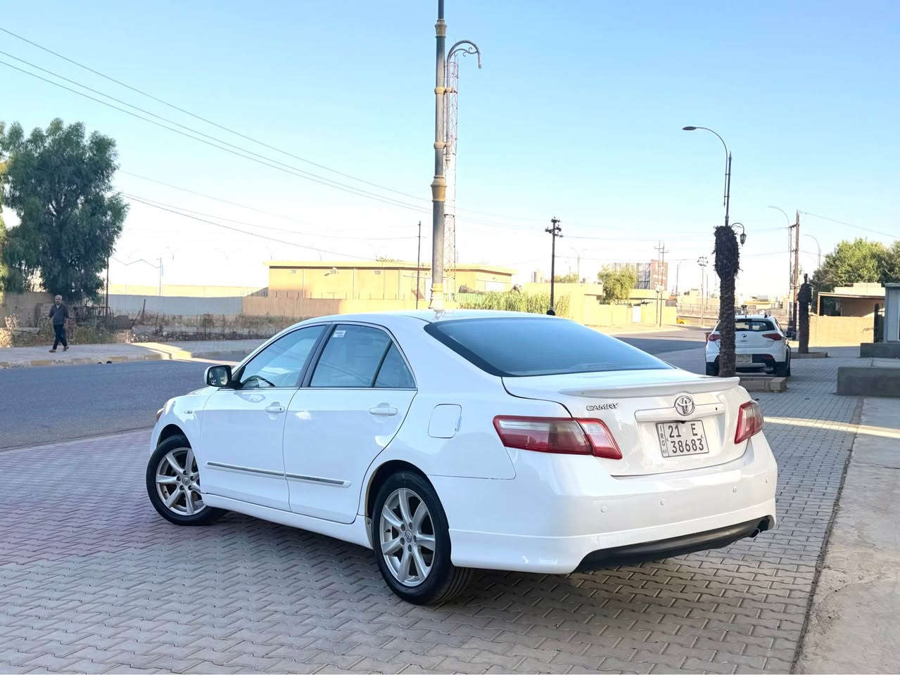 سلام علايكم 
كامري موديل ٢٠٠٨  خليجي مصفات gl
تحكمات استير تحديد سورعه شاشه كاميره حساس خلفي داخل اصفر 

رقم جديد دولي سنويه جديد هزه جديد  
شرط تحويل و كاله 

كير محرك بشرط لا صوت لا صرف لا بخار
سيار احل من صور

سياره بي قطعه وً نص صبخ بدون جك دواخل بدون ايرباك  جملغ خلفي نص صدوق

سعره ١٠٢ بي مجال قليل
*********** كركوك, العراق
