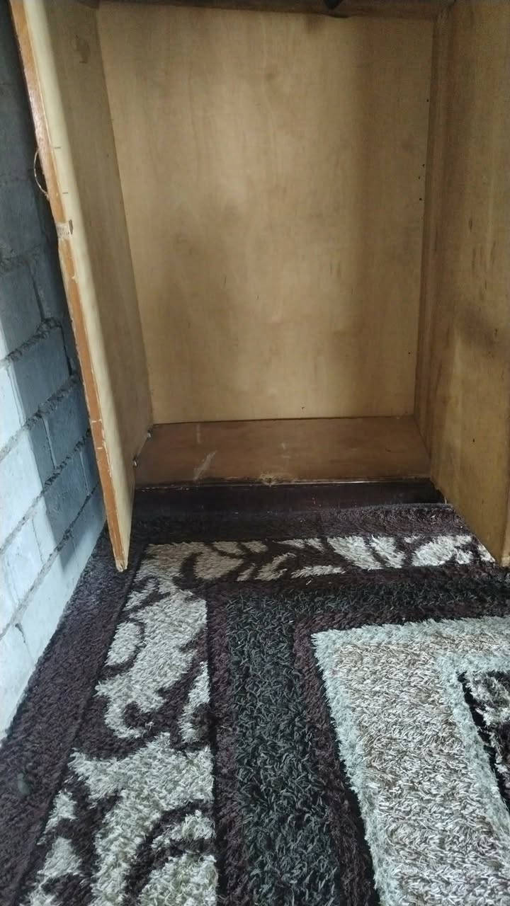 السلام عليكم للبيع***********
