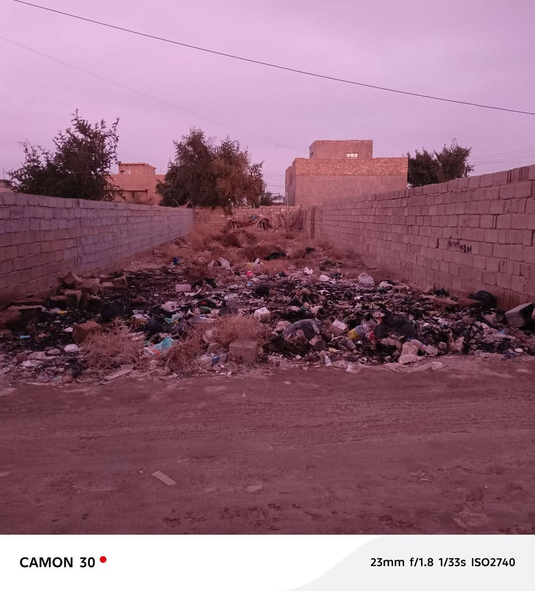 قطعه للبيع.مساحه 210 متر وجه 7ونزال30 عقد زراعي في قرية المختار تبعد عن الشارع العام 80متر موقعها حلو القطعه مقابيل البيت الأابيض مباشر وبضهر انشائية انس الشيحاوي سعر القطعه 18وبيها مجال للشراي للئستفسار هـ***********
