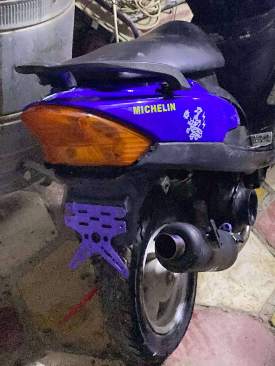 سلام عليكم ماكس عدله للبيع ب350 وبيه مجال ***********
