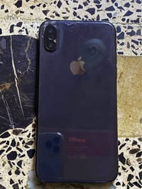 ايفون X • ١٢٨ • طافي
