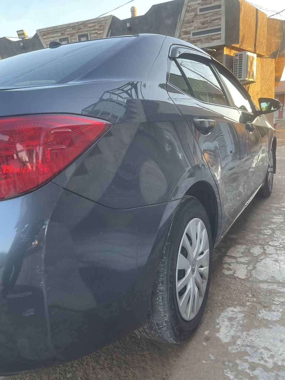 السلام عليكم
كورلا 2019 امريكي 
صبغ اربع قطع ابيع حزام 
كير ومحرك مكفول شرط 
سعر 120 وبيهه مجال 
فئه se مكان ديالى الخالص 
***********
